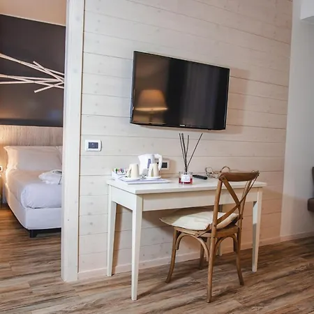 Universal Hotel