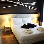 Universal Hotel