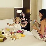Universal Hotel