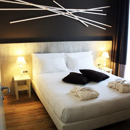 Universal Hotel