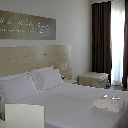 Universal Hotel
