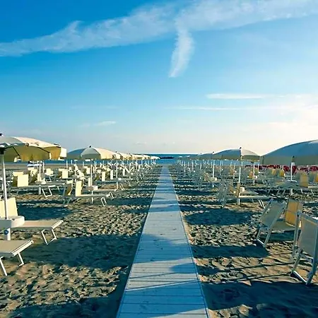 Universal Senigallia