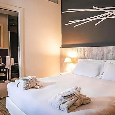 Universal Hotel 3*