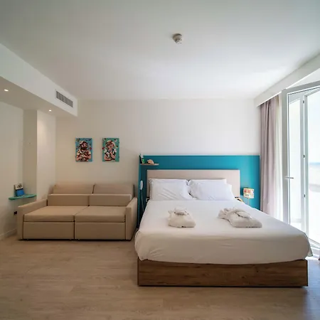 Hotel Universal 3*