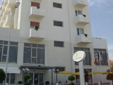 Szálloda Universal 3*