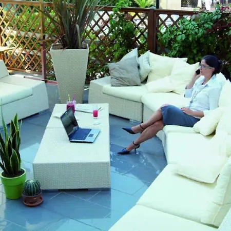 Ξενοδοχείο Universal