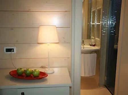 Universal Ξενοδοχείο Σενιγκάλια